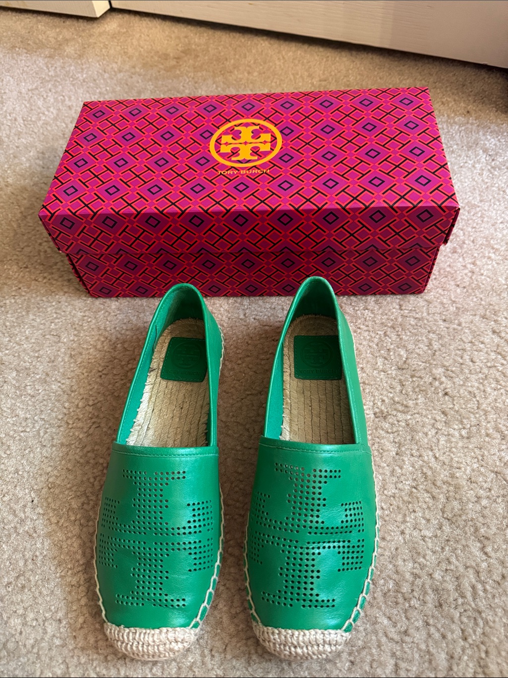 Tory Burch - Green Perforated Leather Espadrilles With Jute Sole - Size 7